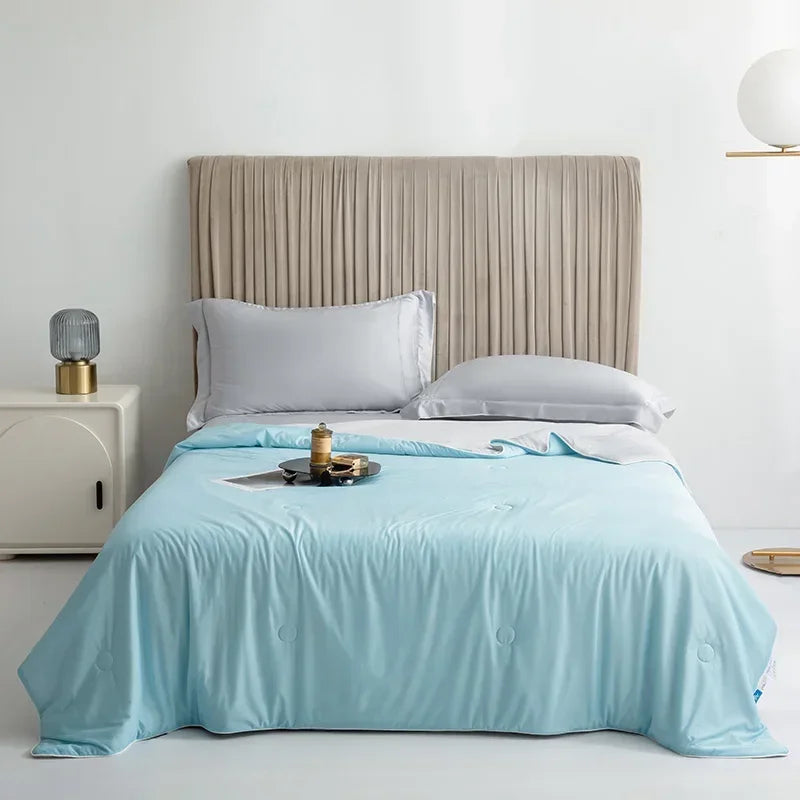 Lightweight Cooling Blanket